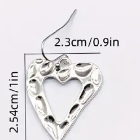 Beautiful Silver Heart Earrings - Picture 3 of 3